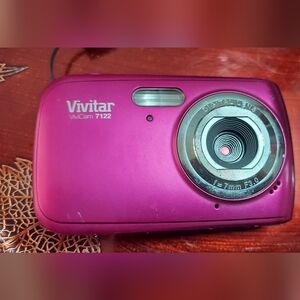Vivitar ViviCam 7122 Pink Digital Camera No Charger Included But  3A Battery Opt